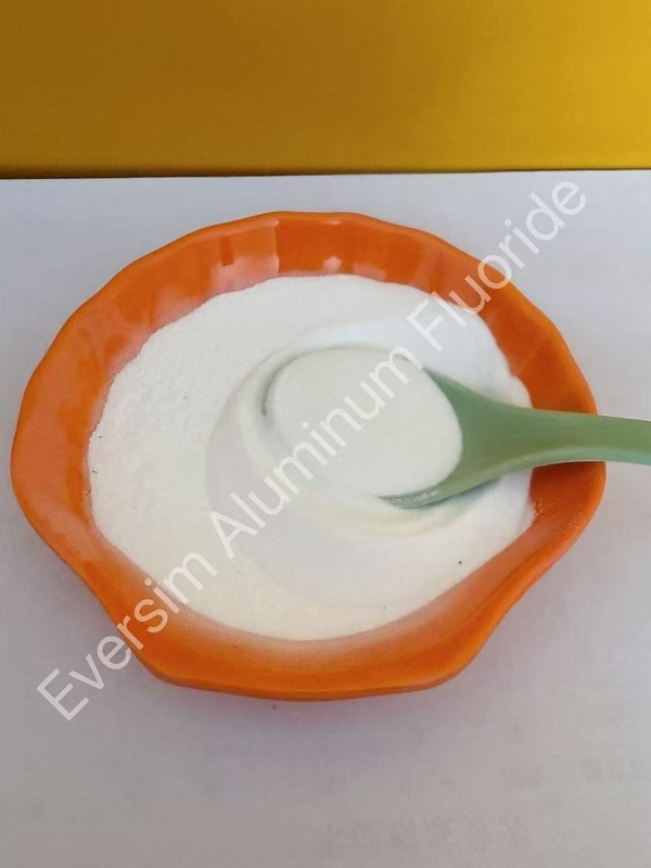 Alto grau de pureza 98% Peso molecular 83,98 Alf3 Fluoreto de alumínio como material de fluxo
