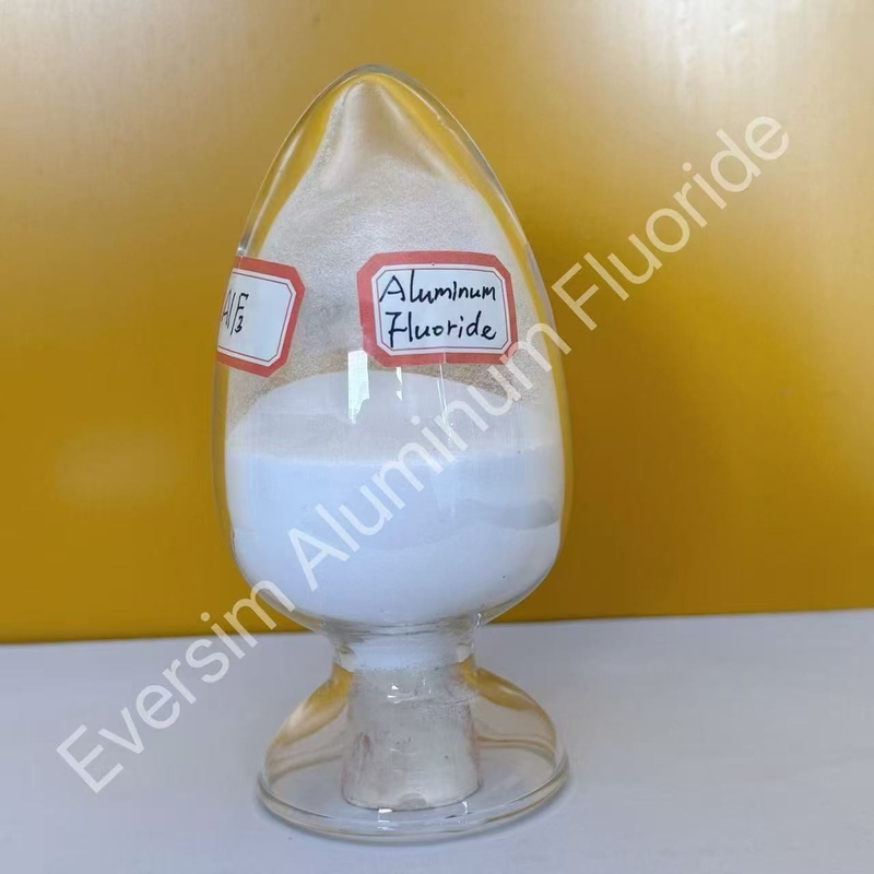 Peso molecular 83,98 Fluoreto de alumínio de areia branca Alf3 para fluxo de metais não ferrosos