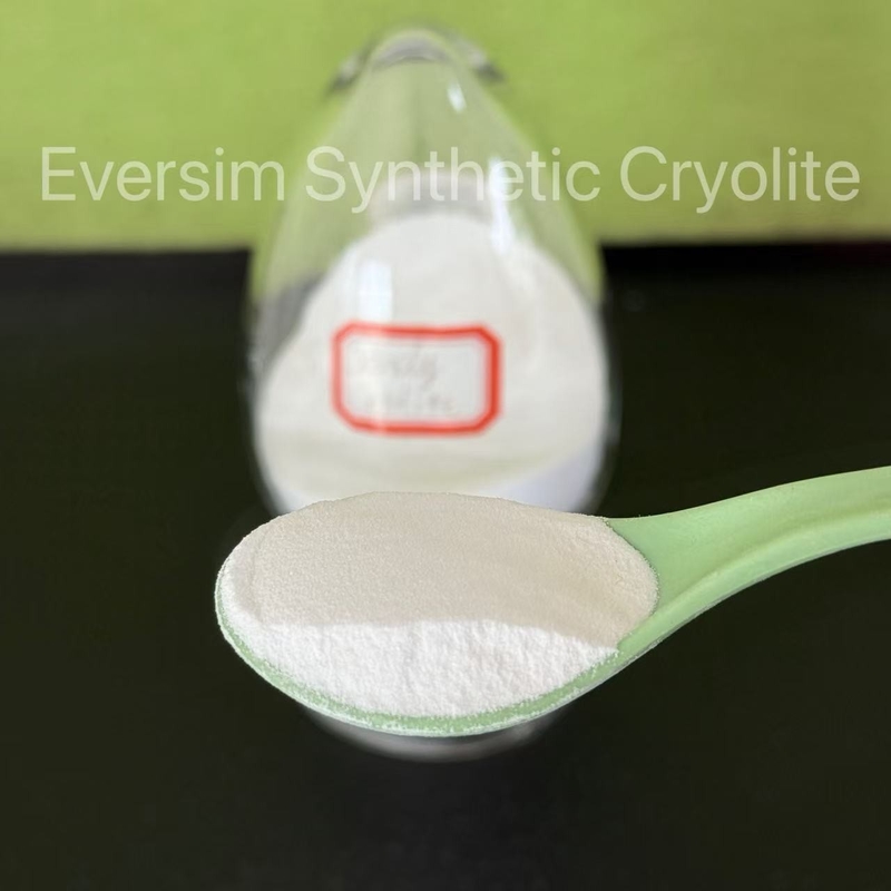 Produto químico de solda abrasiva Cryolite sintético Na3alf6 13775-53-6 Granulado em pó arenoso