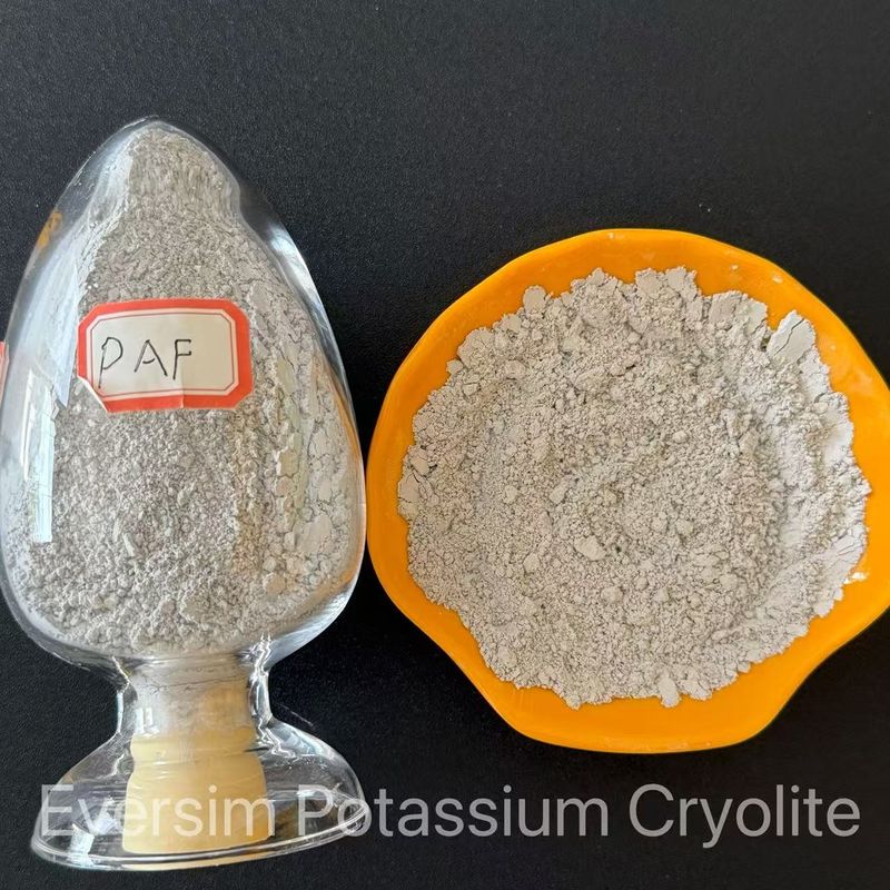 Produto Químico de Alta Pureza Pó de cor branca-escura Na3AlF6 Cryolita sintética 99,9% para agentes de batida de escória